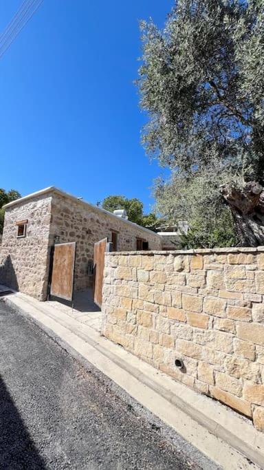 Small Village In Marathounta * Paphos